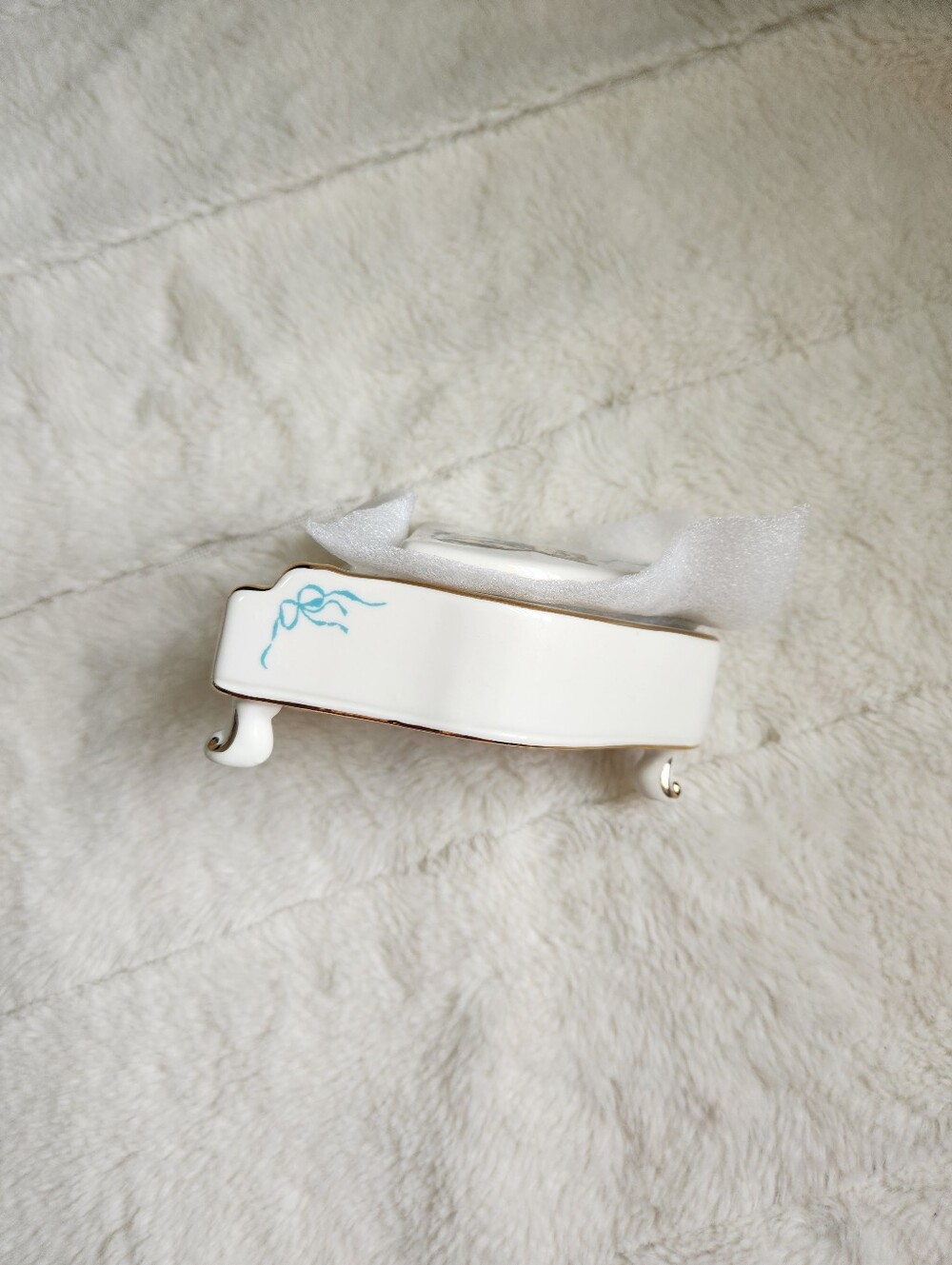 NEW Urban Outfitters Piano Shaped Ceramic Trinket Box - Picture 9 of 12